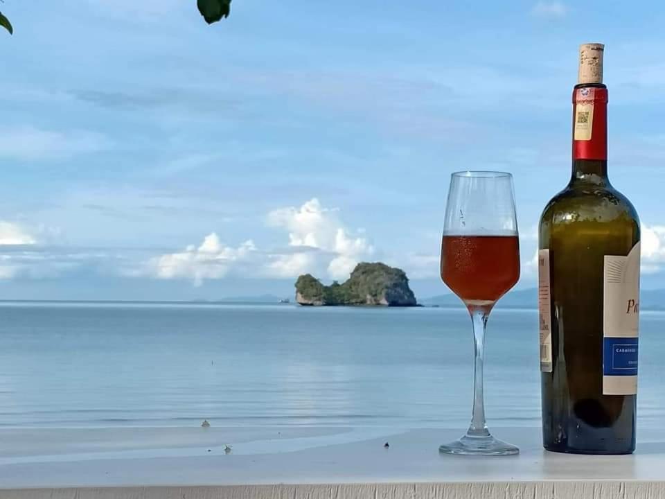 Готель Nangkam Boutique Donsak Ban Pheng Krong Номер фото